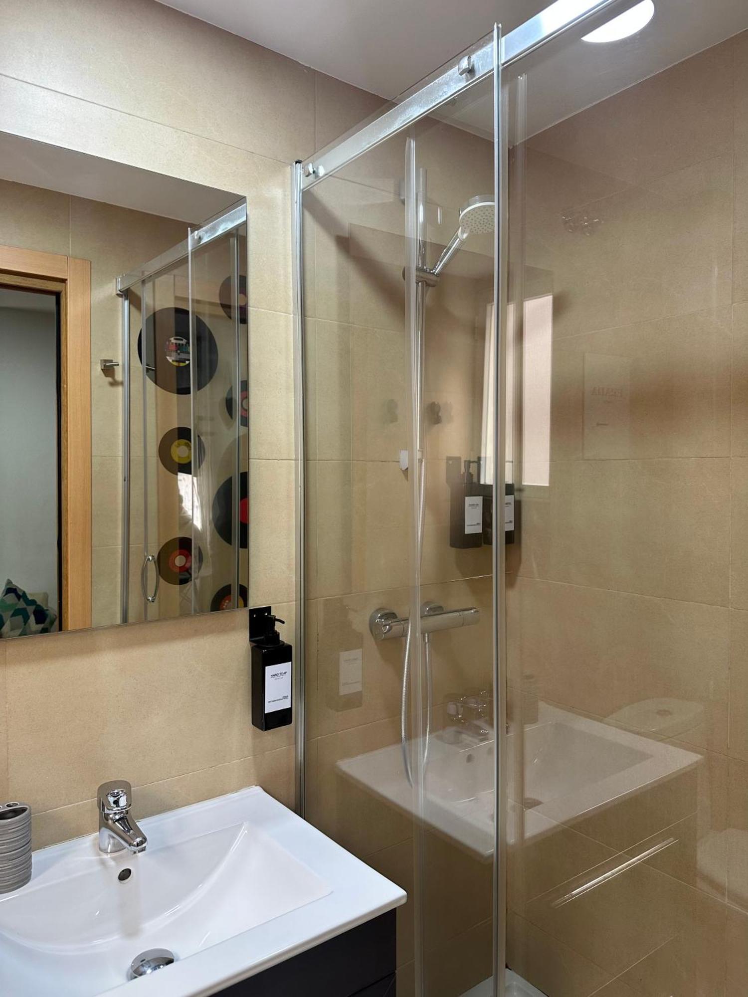 Apartamento En Santiago Bernabeu مدريد المظهر الخارجي الصورة